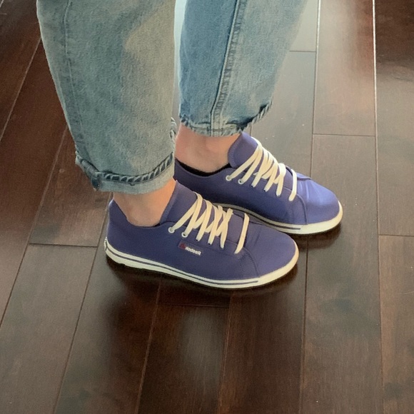 Cutest Reeboks💜 - Picture 2 of 5